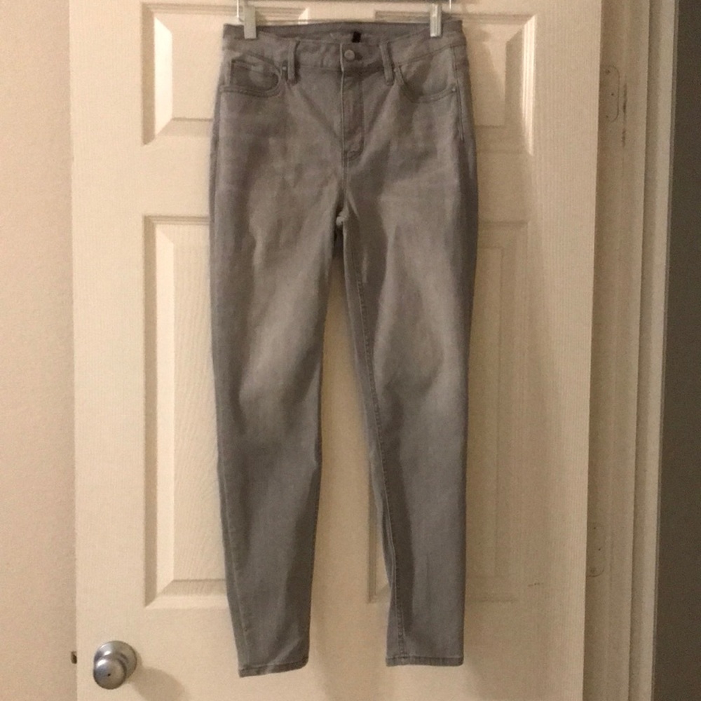 High rise, skinny, ankle jeans
